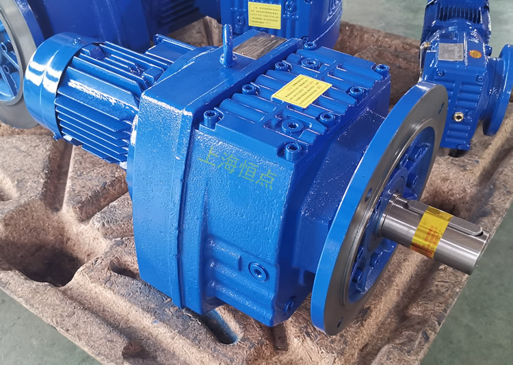 RF87減速機，立式安裝，輸入配電機，實物照片如下