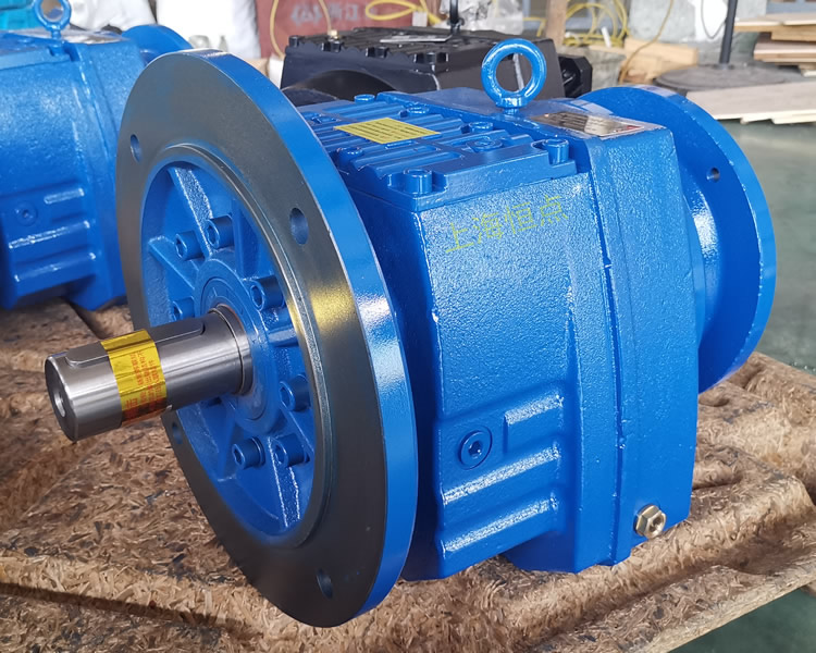 RF87減速機，輸入配法蘭B5端蓋，立式法蘭輸出，實物照片